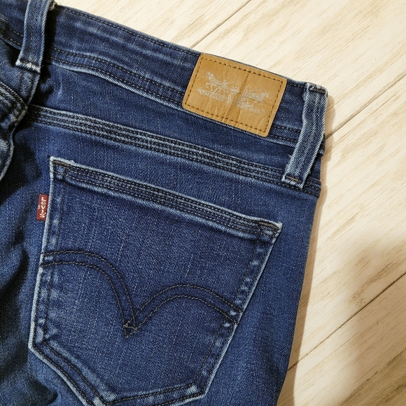 Levi's 529 Curvy Bootcut Jeans Dark Blue Wash Mid Rise Women's Size 8 Waist 29 - Picture 10 of 13